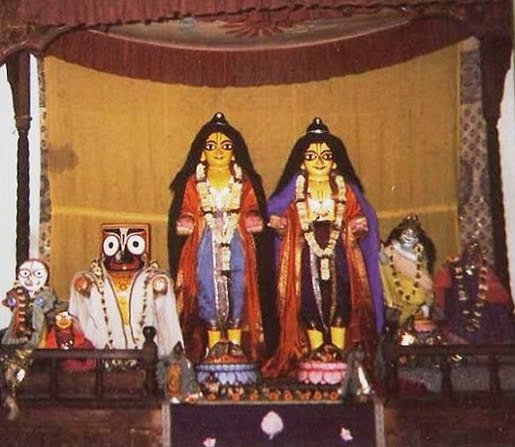 Vrindavana-dasa-Thakuras-Deities-Nitai-Gauranga-and-Jagannatha-small
